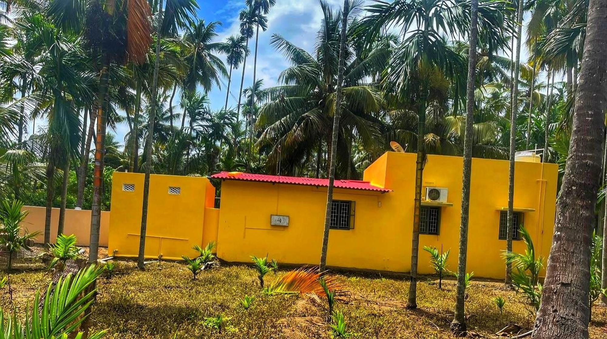 Shivalaya Farmstay Located Amdist Coconut Farm With River Access Near Isha,Adiyogi,Siruvani Alāndurai Εξωτερικό φωτογραφία