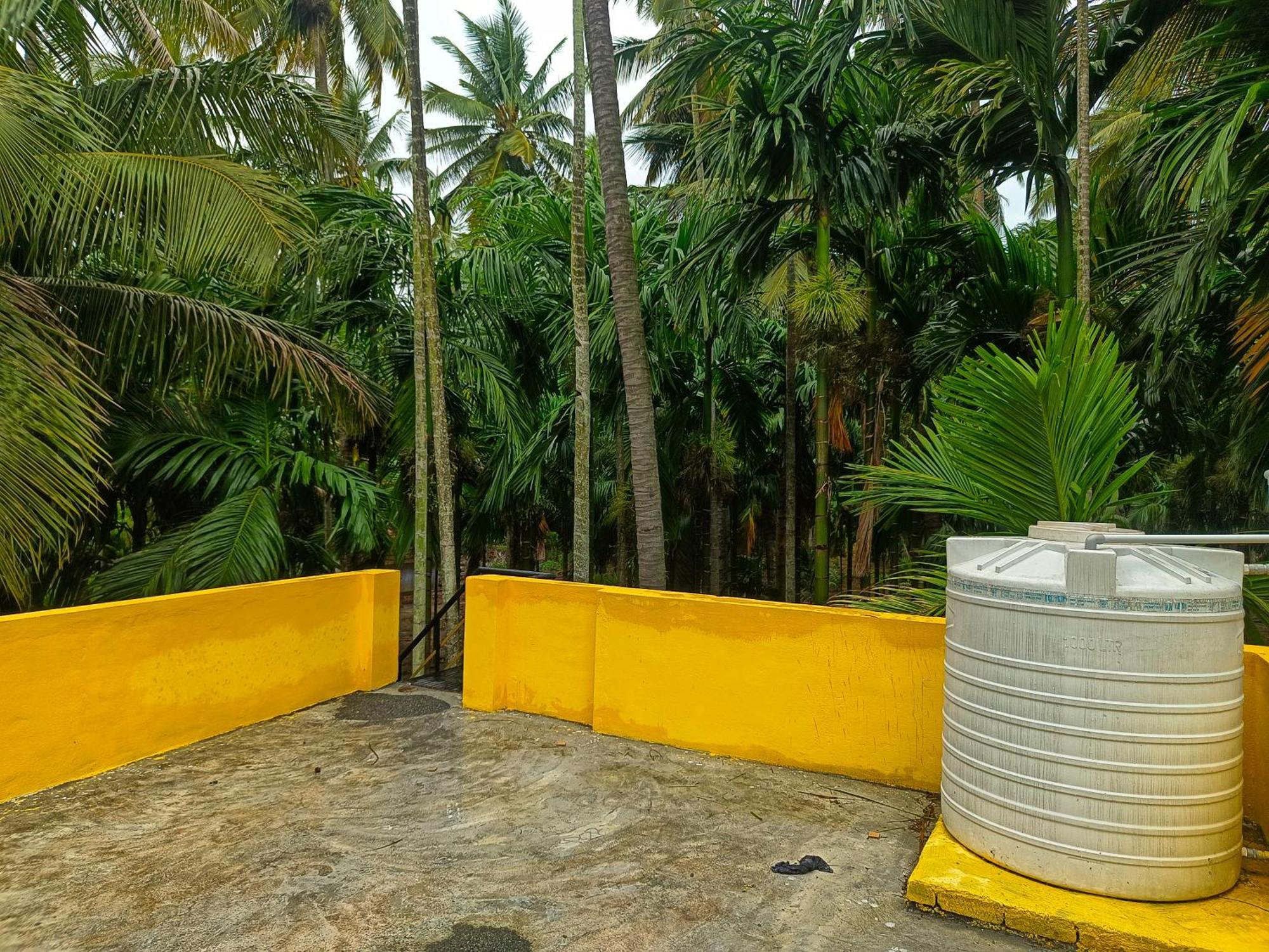 Shivalaya Farmstay Located Amdist Coconut Farm With River Access Near Isha,Adiyogi,Siruvani Alāndurai Εξωτερικό φωτογραφία